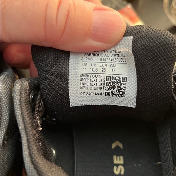 Converse Kids Black and Gold Stars High-Tops - Picture 6 of 6